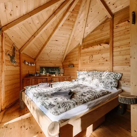 Роскошный шатер Treehouse Sumava